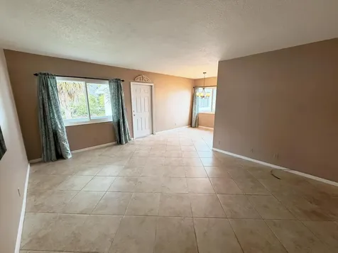 136 Coventry West Palm Beach FL 33417
