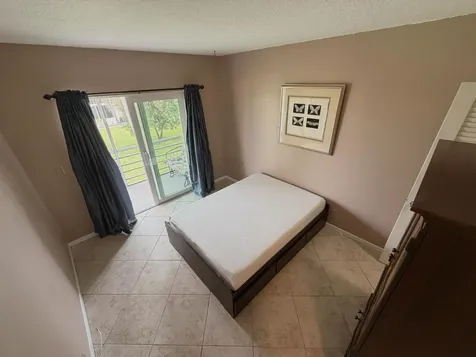 136 Coventry West Palm Beach FL 33417