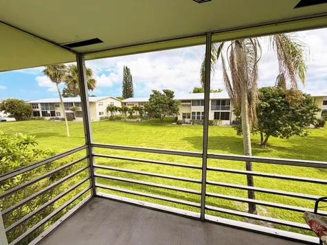 136 Coventry West Palm Beach FL 33417