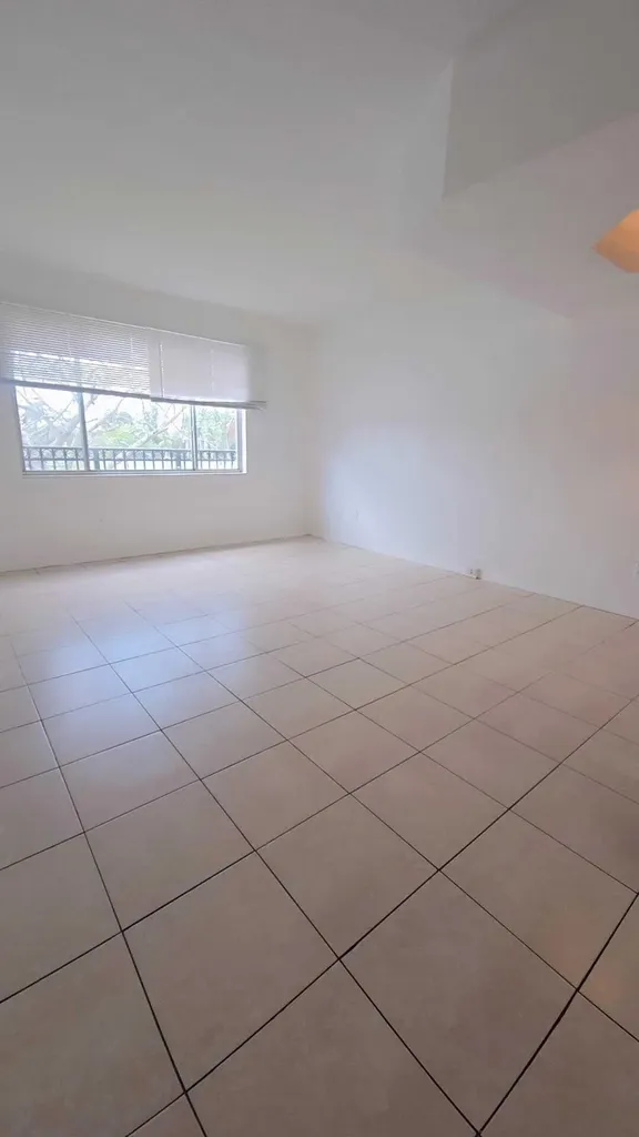 751 SW 148th Avenue Sunrise FL 33325