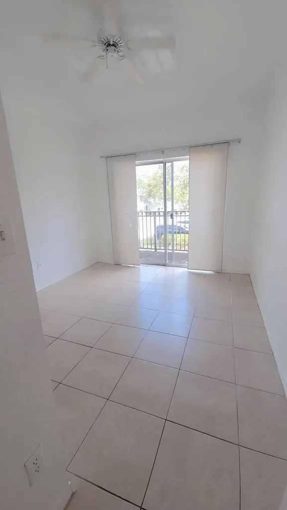 751 SW 148th Avenue Sunrise FL 33325