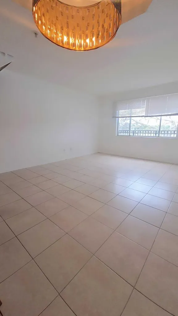 751 SW 148th Avenue Sunrise FL 33325