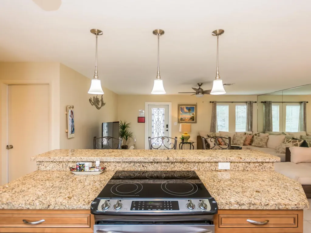 4930 NE 27th Avenue Lighthouse Point FL 33064