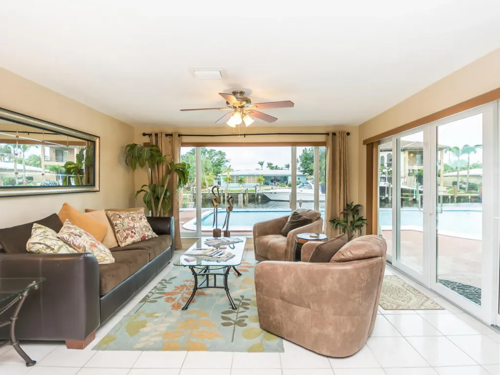 4930 NE 27th Avenue Lighthouse Point FL 33064