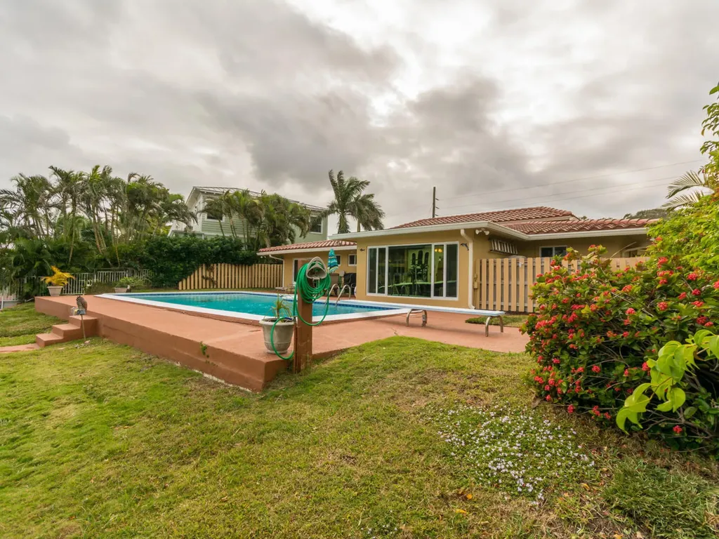 4930 NE 27th Avenue Lighthouse Point FL 33064