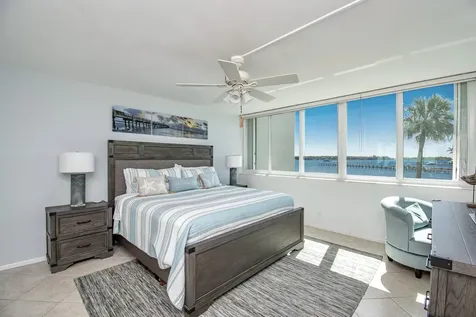 8200 Lakeshore Drive Hypoluxo FL 33462