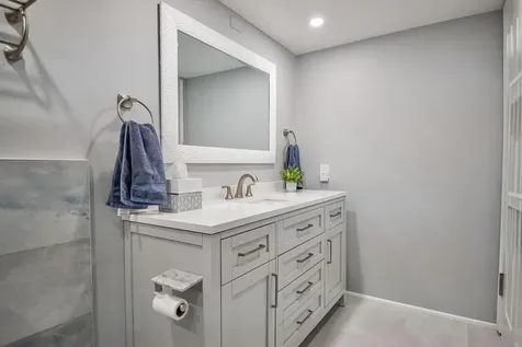 8200 Lakeshore Drive Hypoluxo FL 33462
