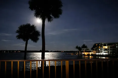 8200 Lakeshore Drive Hypoluxo FL 33462