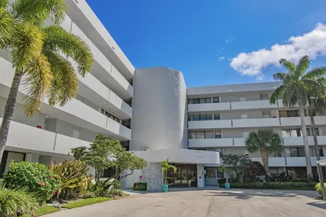 8200 Lakeshore Drive Hypoluxo FL 33462