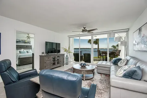 8200 Lakeshore Drive Hypoluxo FL 33462