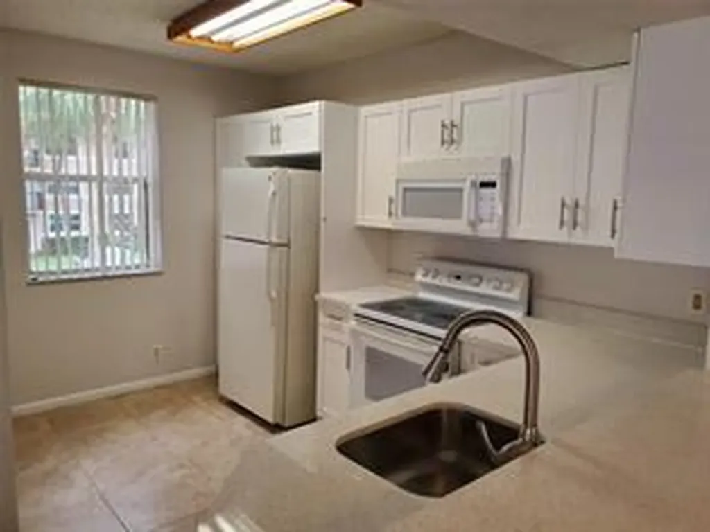 8871 Wiles Road Coral Springs FL 33067