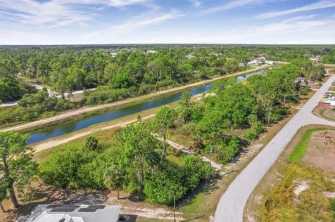 755 Longbow Lane Lehigh Acres FL 33972