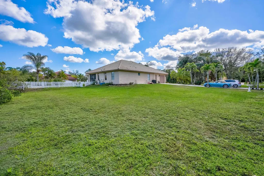 8671 N 155th Place Place N Palm Beach Gardens FL 33418