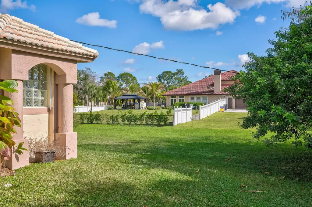 8671 N 155th Place Place N Palm Beach Gardens FL 33418
