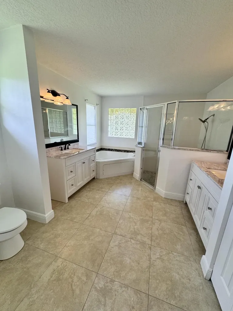8671 N 155th Place Place N Palm Beach Gardens FL 33418