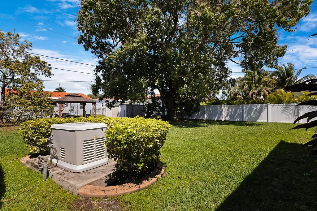 1555 71st Street Miami Beach FL 33141
