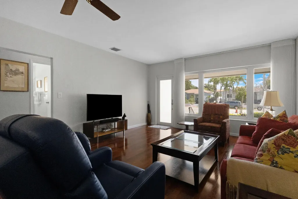 1555 71st Street Miami Beach FL 33141