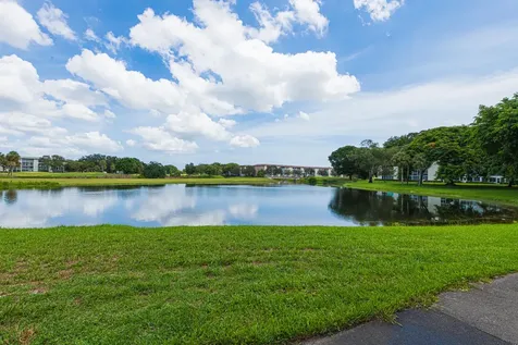 2905 Victoria Place Coconut Creek FL 33066