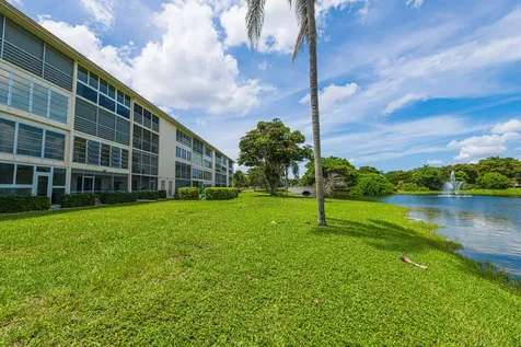 2905 Victoria Place Coconut Creek FL 33066