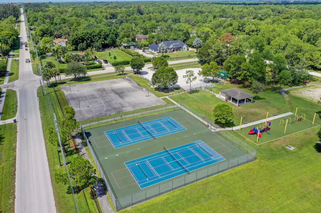 17944 N 38th Lane Lane N The Acreage FL 33470