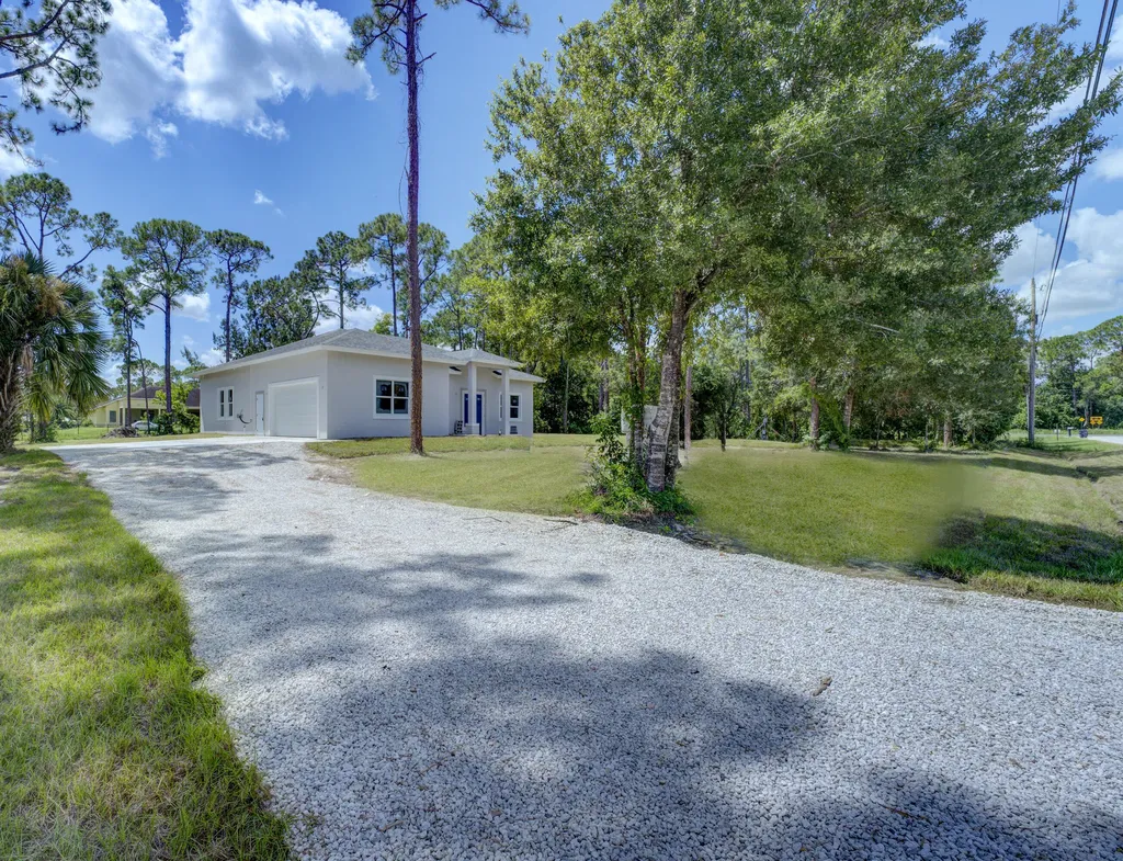 17944 N 38th Lane Lane N The Acreage FL 33470