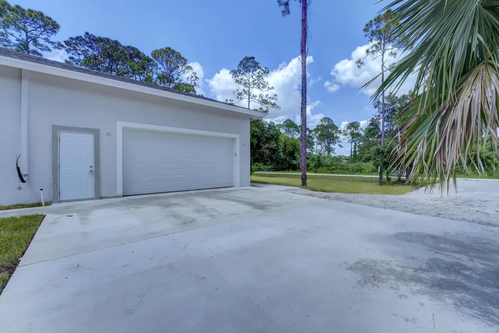 17944 N 38th Lane Lane N The Acreage FL 33470