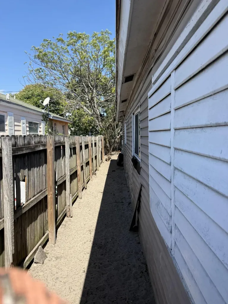 1009 18th Street West Palm Beach FL 33407