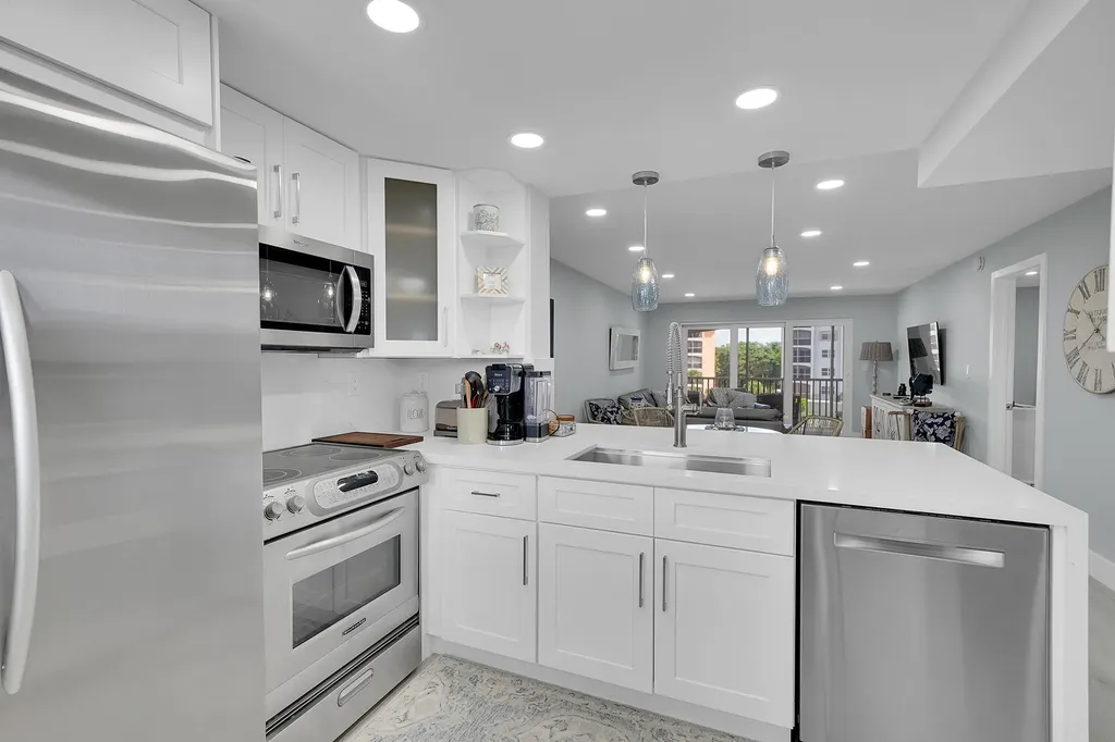 2871 N Ocean Boulevard Boca Raton FL 33431