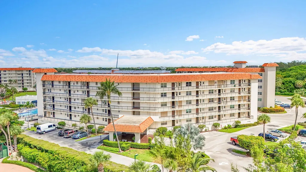 2871 N Ocean Boulevard Boca Raton FL 33431