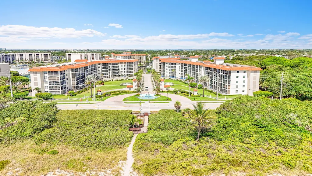 2871 N Ocean Boulevard Boca Raton FL 33431