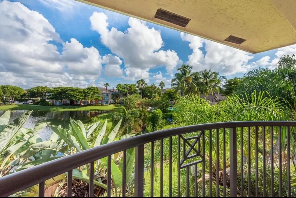 4155 N Haverhill Road West Palm Beach FL 33417