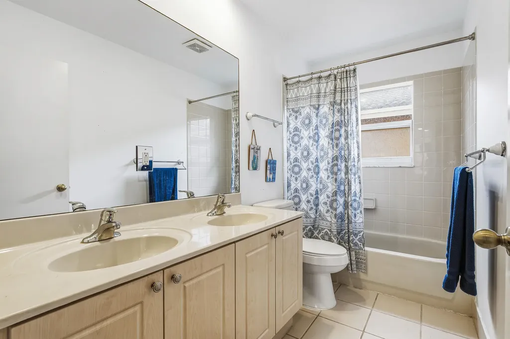 4172 Lake Tahoe Circle West Palm Beach FL 33409