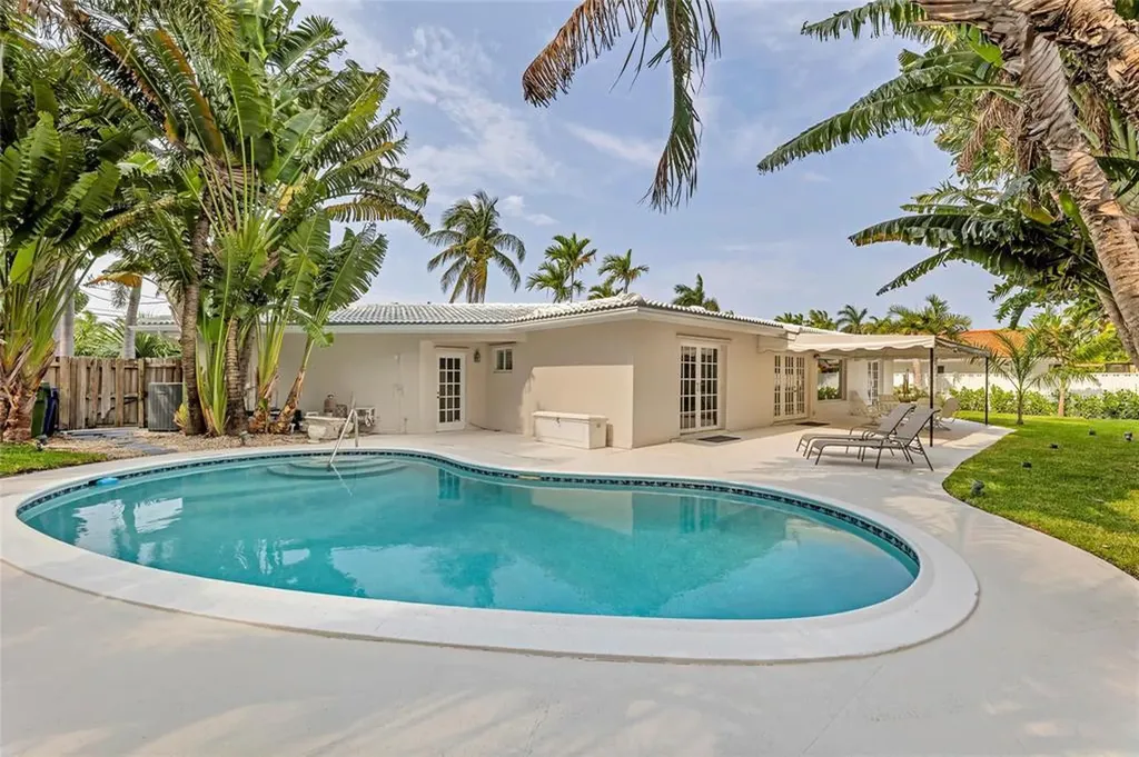 2840 NE 26th Court Fort Lauderdale FL 33306