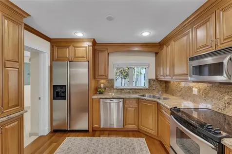 2840 NE 26th Court Fort Lauderdale FL 33306