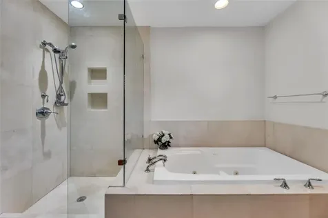 2840 NE 26th Court Fort Lauderdale FL 33306