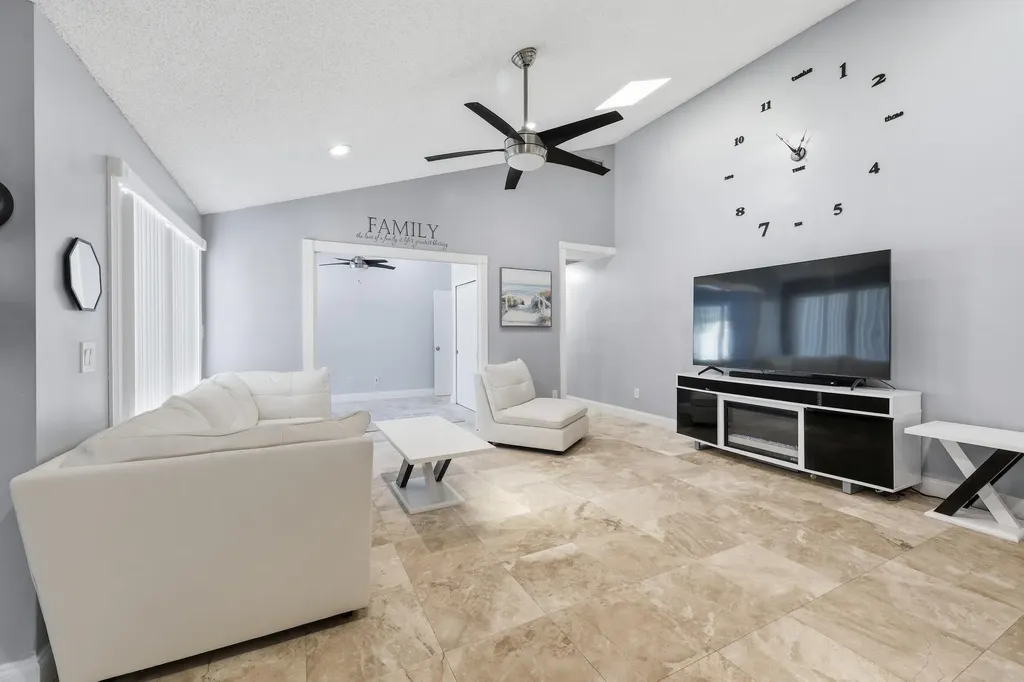 5460 Eagle Lake Drive Palm Beach Gardens FL 33418
