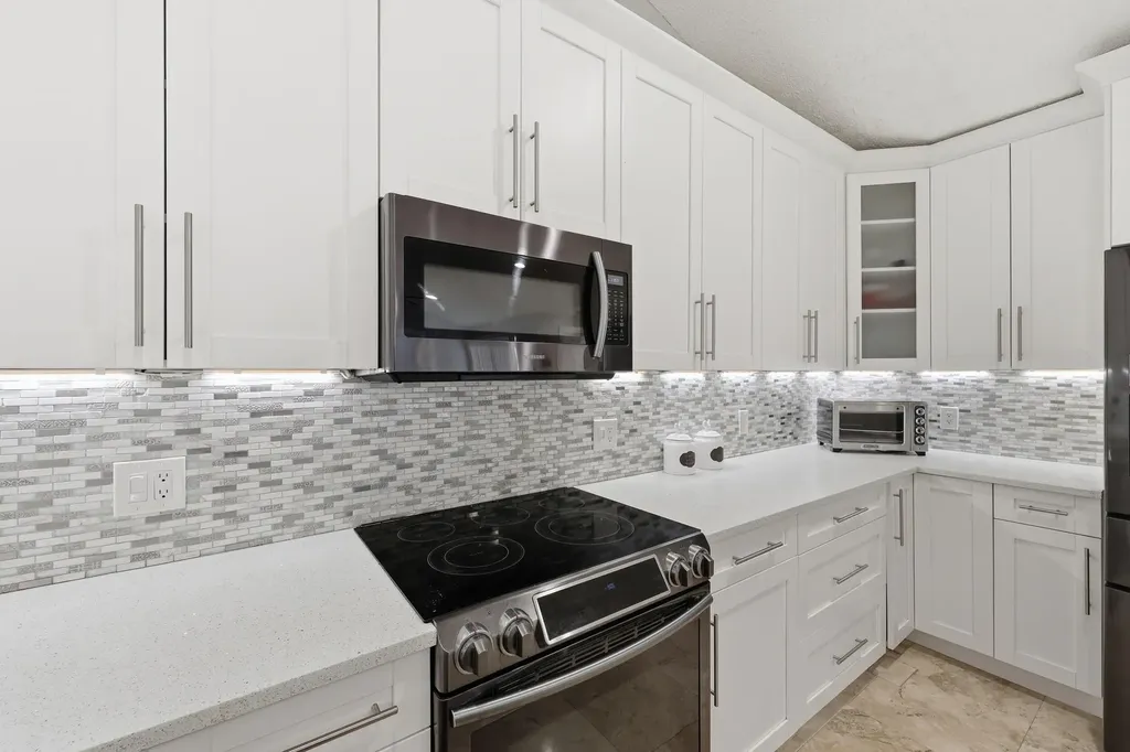 5460 Eagle Lake Drive Palm Beach Gardens FL 33418