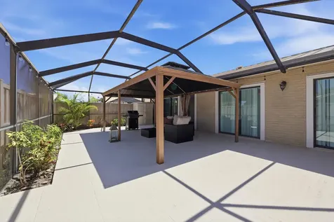 5460 Eagle Lake Drive Palm Beach Gardens FL 33418