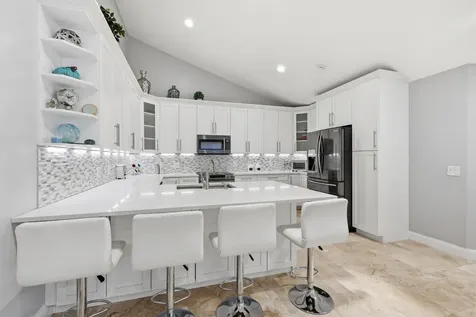 5460 Eagle Lake Drive Palm Beach Gardens FL 33418
