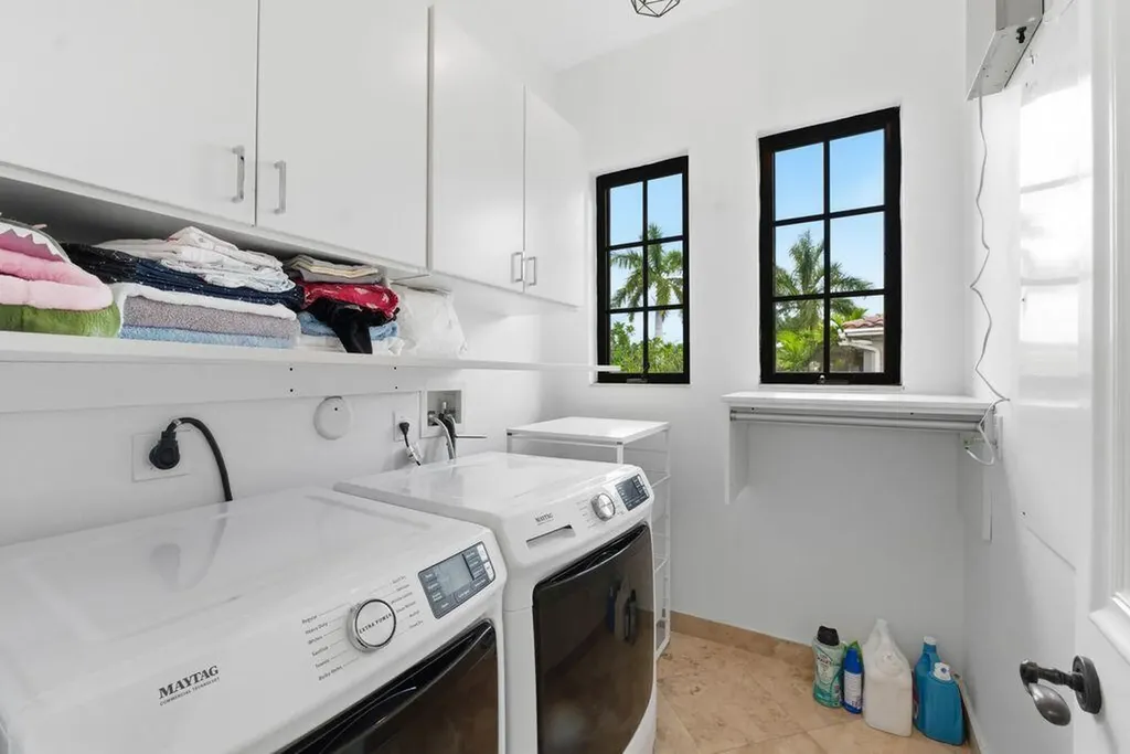 9460 Eden Manor Parkland FL 33076