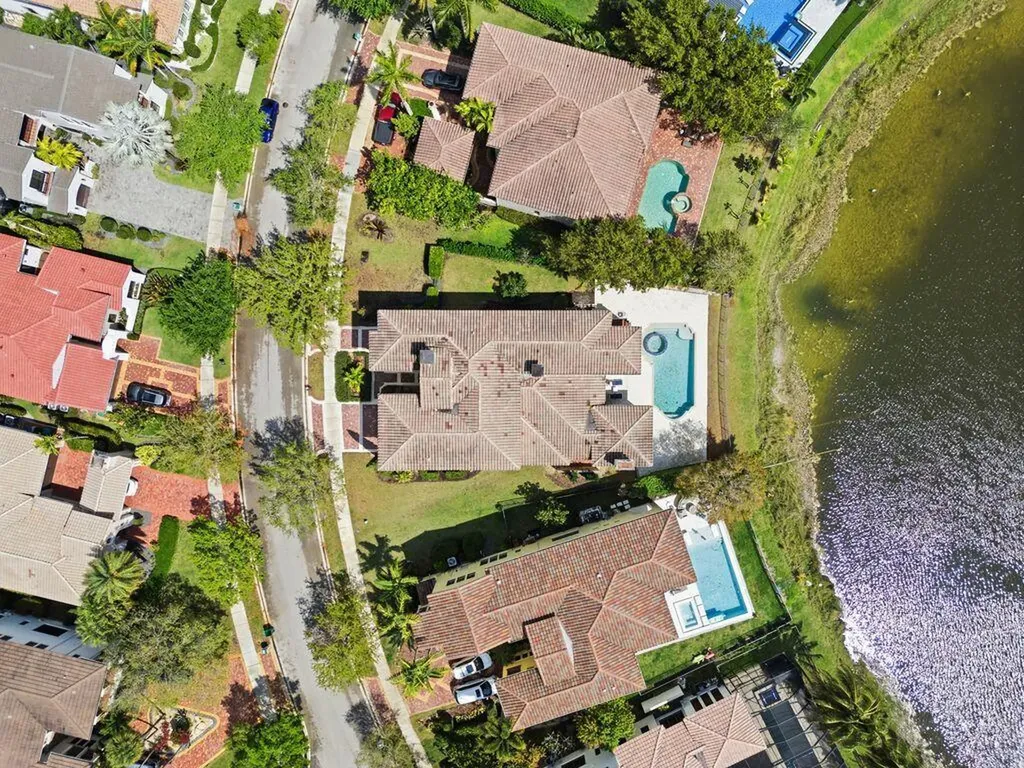 9460 Eden Manor Parkland FL 33076