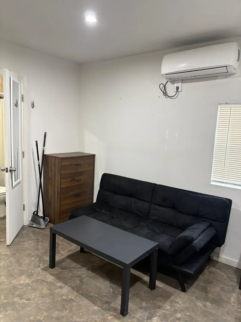 4100 N 32nd Court Hollywood FL 33021