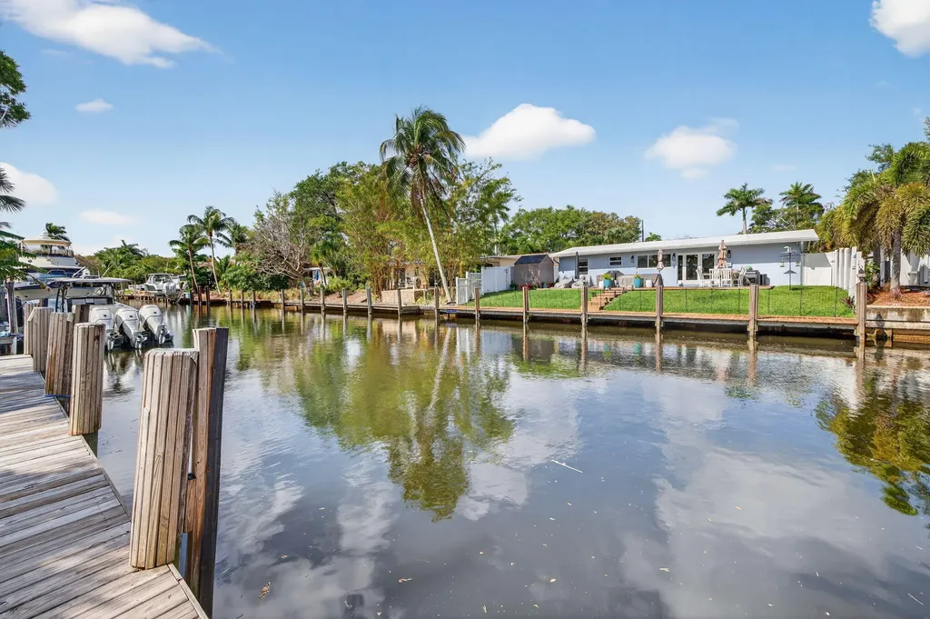 1507 SW 18th Avenue Fort Lauderdale FL 33312