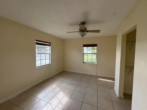 364 16th Street SW Vero Beach FL 32962