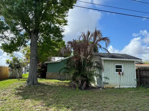 364 16th Street SW Vero Beach FL 32962