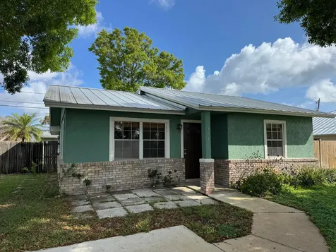 364 16th Street SW Vero Beach FL 32962