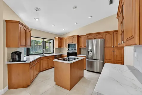 5111 NW 85th Road Coral Springs FL 33067