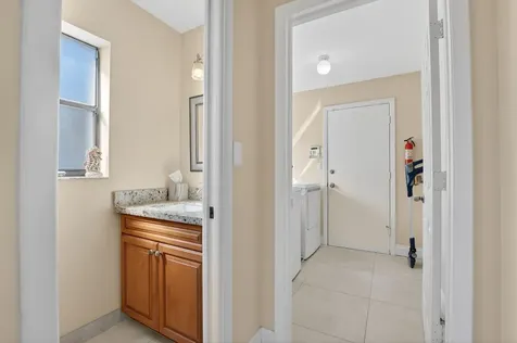 5111 NW 85th Road Coral Springs FL 33067