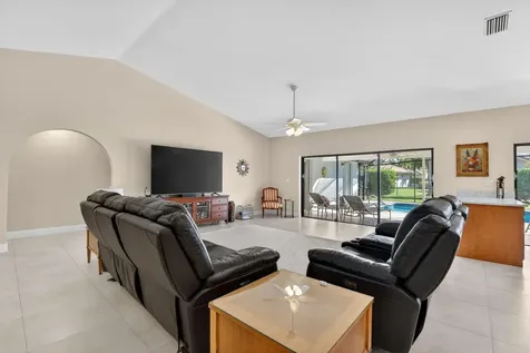 5111 NW 85th Road Coral Springs FL 33067