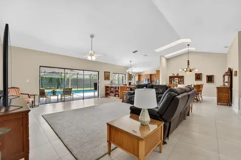 5111 NW 85th Road Coral Springs FL 33067